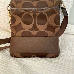 Coach crossbody sling purse | bag